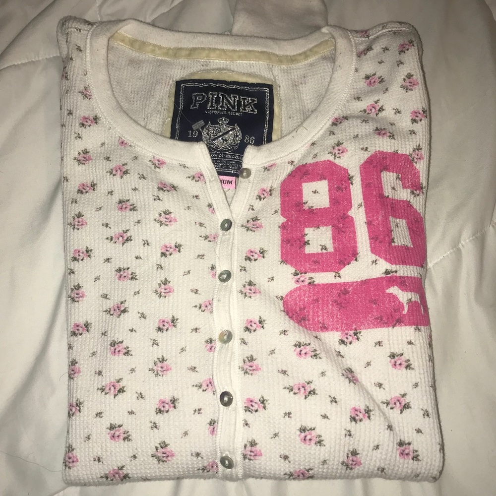 vs tee